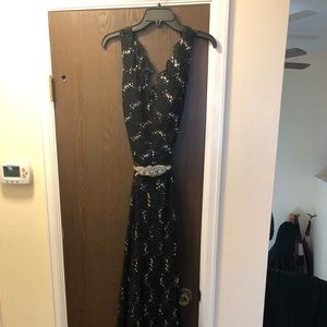 Formal dress-size 6 - work once!
